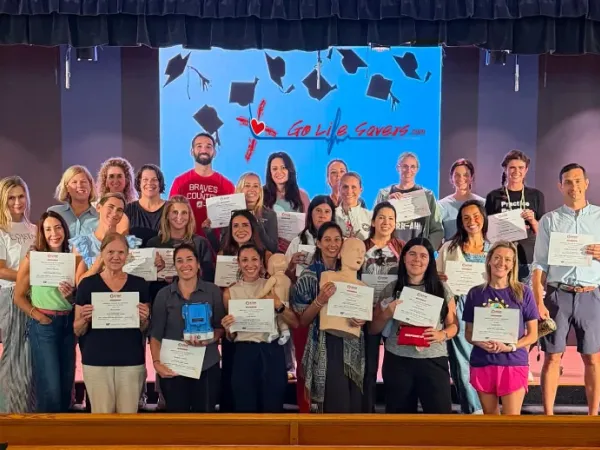 Group CPR class certification photo.